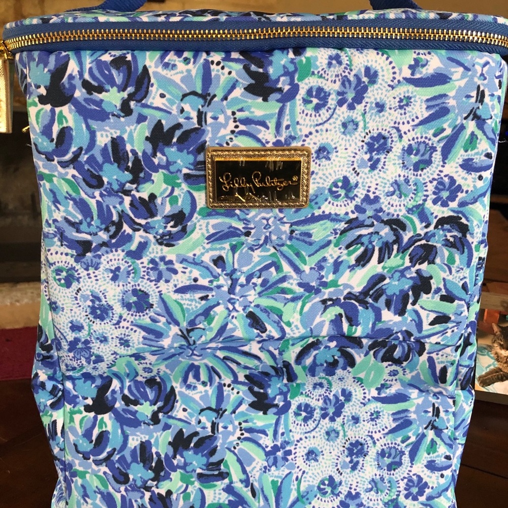 NWOT Lilly Pulitzer blue soft sided cooler